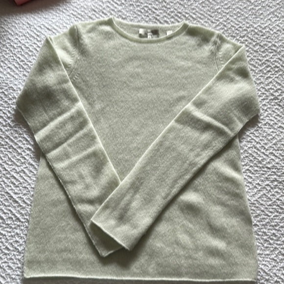 Vince Cashmere Sweater - Picture 2 of 4